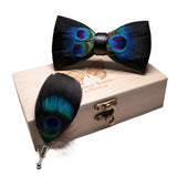 coffret nœud-papillon en cuir et plume