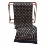 longue écharpe en soie pour hommes