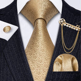 Fashion cravate pour hommes à rayures dorées en soie – Accessoires | lasanderss.store