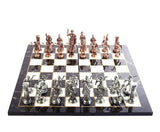 Jeu d'échecs en métal, Échiquier en bois à motifs de marbre