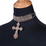 Ras de cou croix avec strass pendentif