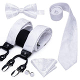 Ensemble de nœud papillon cravate et bretelle