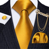 Fashion cravate pour hommes à rayures dorées en soie