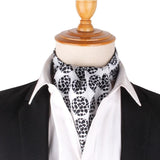 Cravate Ascot en soie doux pour homme